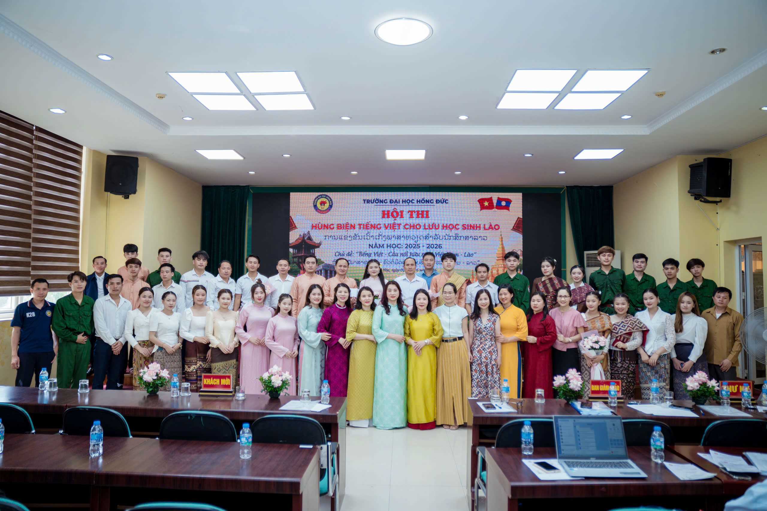 Tiếng Việt – Cầu nối tri thức và tình hữu nghị Việt – Lào